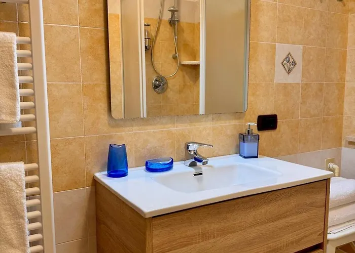 Blue In Angisi 公寓 *