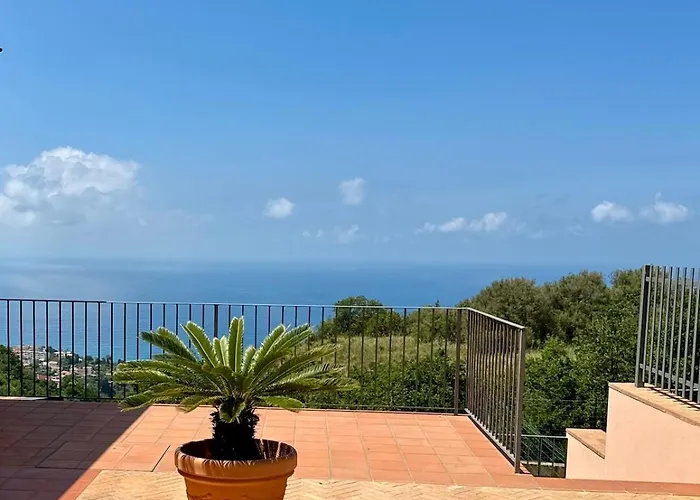 Blue In Angisi דירה